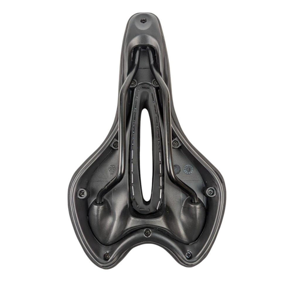 Сідло мтв на глагол ARKALINS  з диркою. чорне