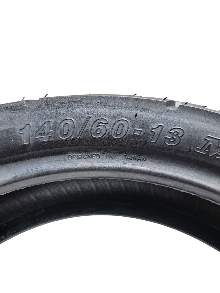 Мотошина "13"  140/60-13  S018 дорожня, TL безкамерна