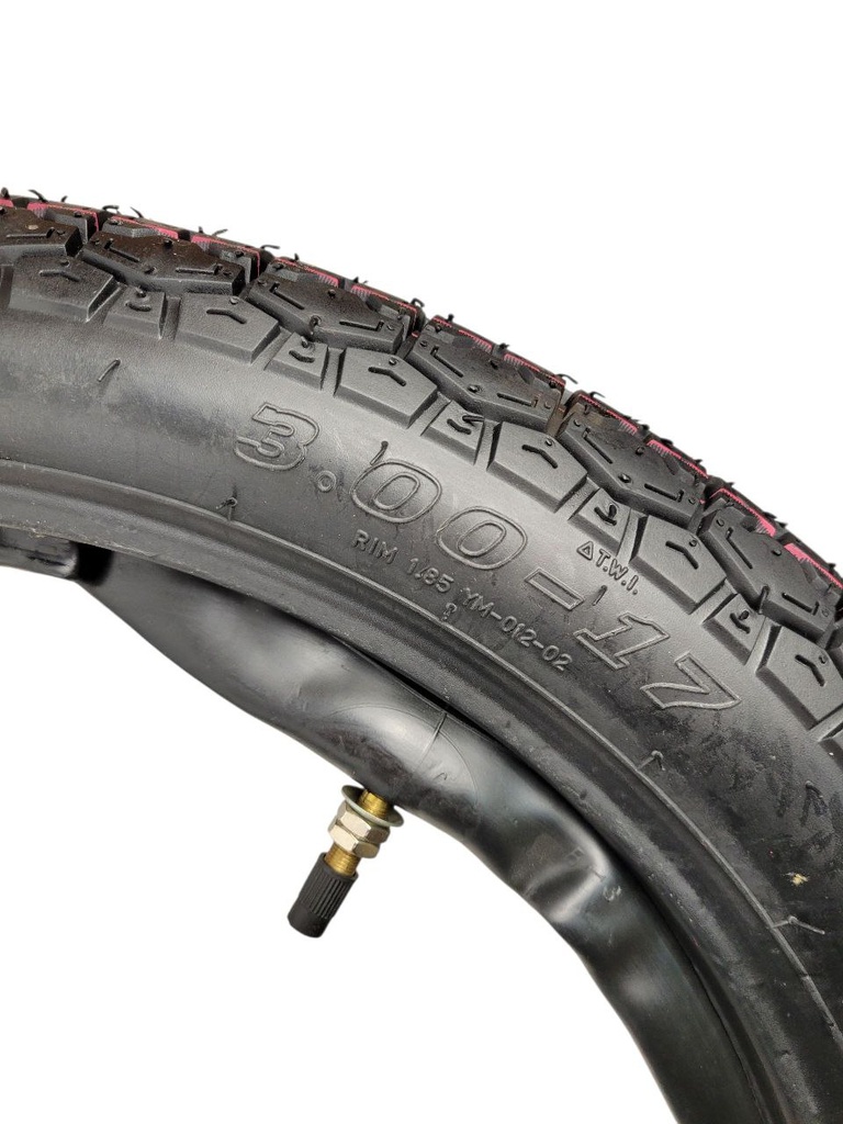 Покришка + камера  "17"  3.00-17  D-010 напівшип